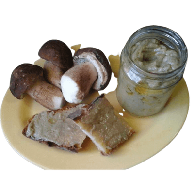 Artisan Piccantino with porcini mushrooms and olive oil glass jar 200 gr.